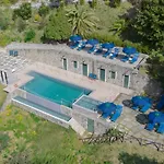 Al Terra Di Mare 4*