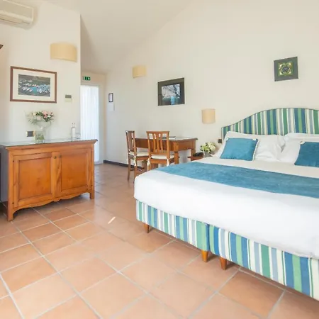 Al Terra Di Mare Levanto