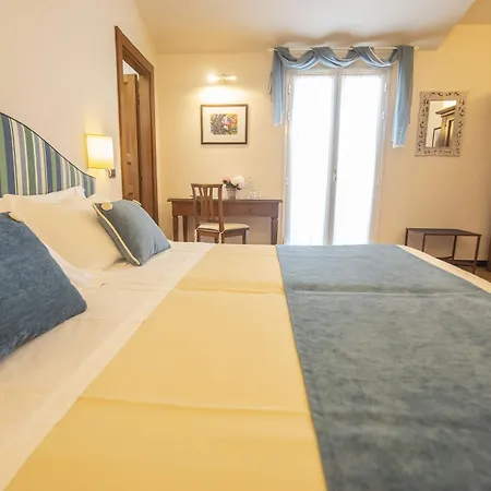 Al Terra Di Mare 4*