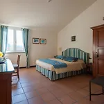 Hotel Al Terra Di Mare 4*