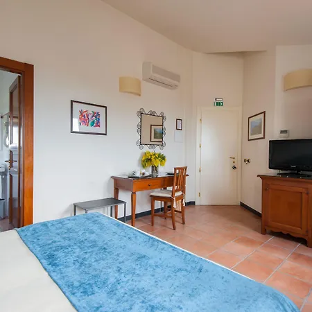 Hotel Al Terra Di Mare 4*