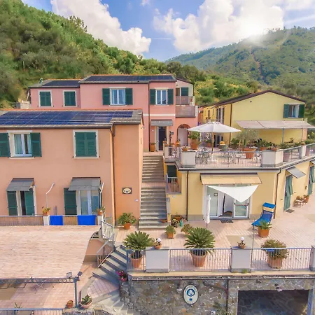 Al Terra Di Mare 4*