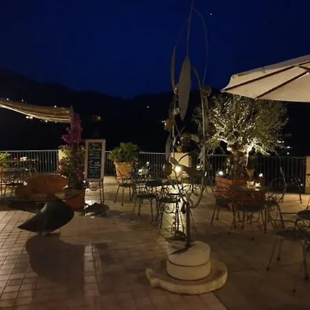 Al Terra Di Mare Hotel 4*